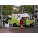 A la rencontre du public scolaire des arts visuels dans les zones rurales avec la galerie ambulante.
